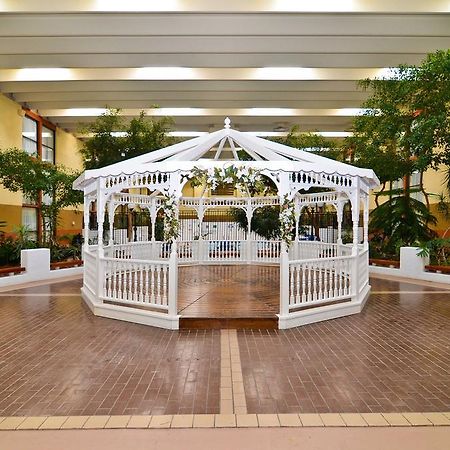 Red Lion Hotel Фармингтон Интерьер фото